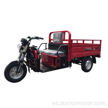 Triciclo práctico con combustible
